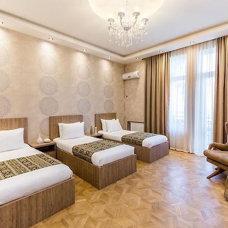 Dat Exx Apartments On Marjanishvili Tbilisi ภายนอก รูปภาพ