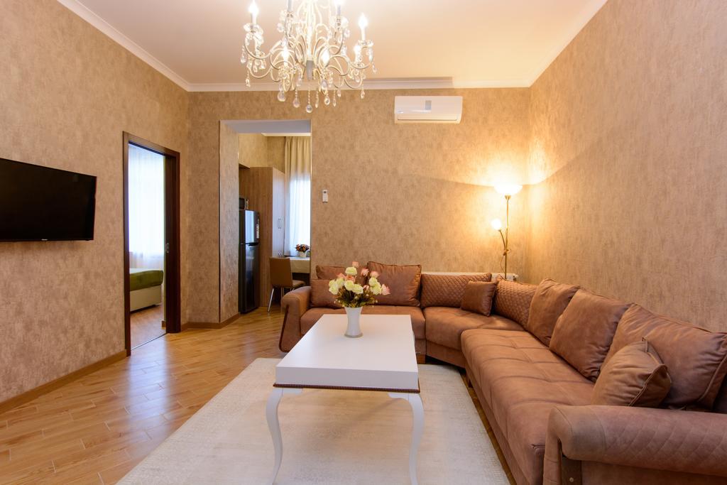 Dat Exx Apartments On Marjanishvili Tbilisi ภายนอก รูปภาพ