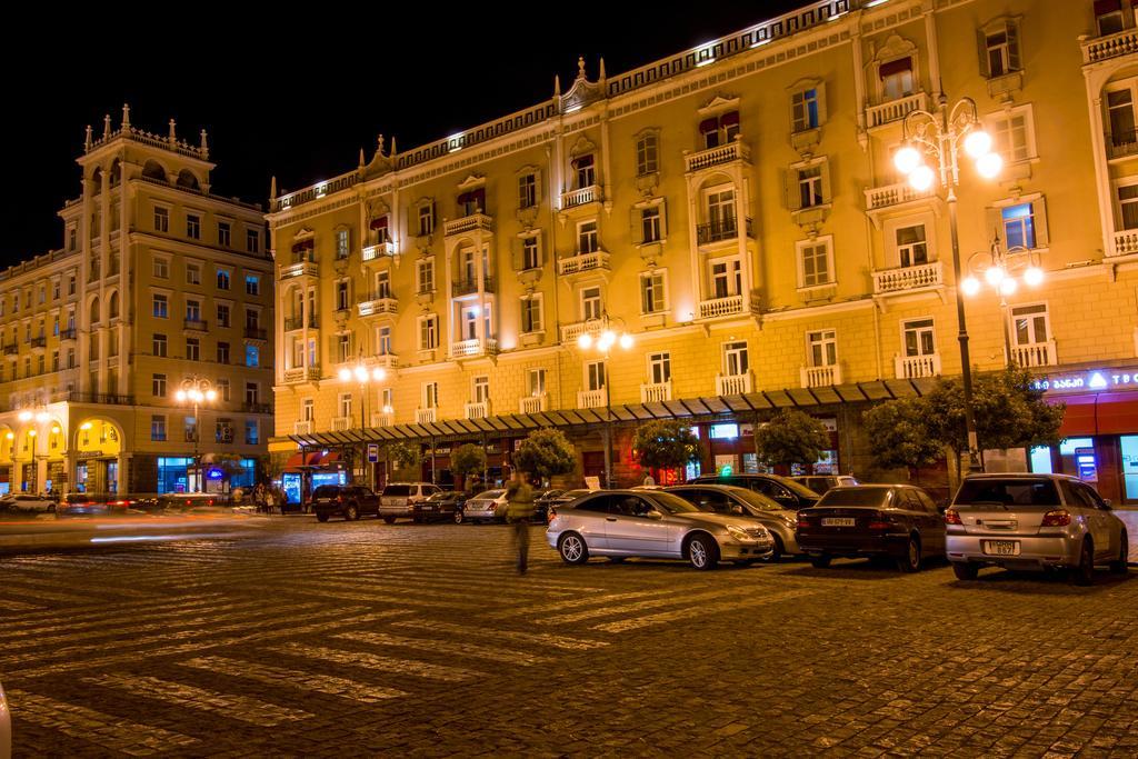 Dat Exx Apartments On Marjanishvili Tbilisi ภายนอก รูปภาพ