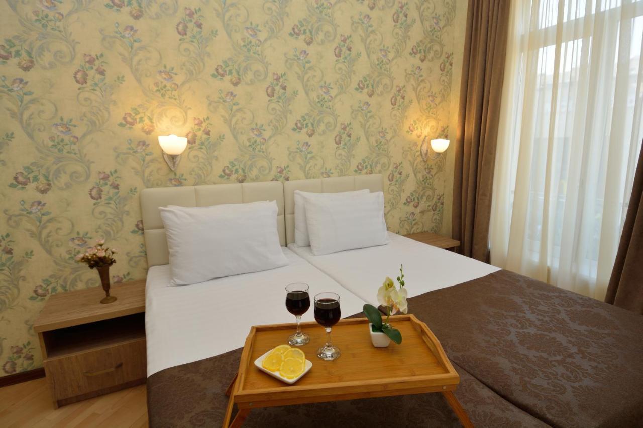 Dat Exx Apartments On Marjanishvili Tbilisi ภายนอก รูปภาพ