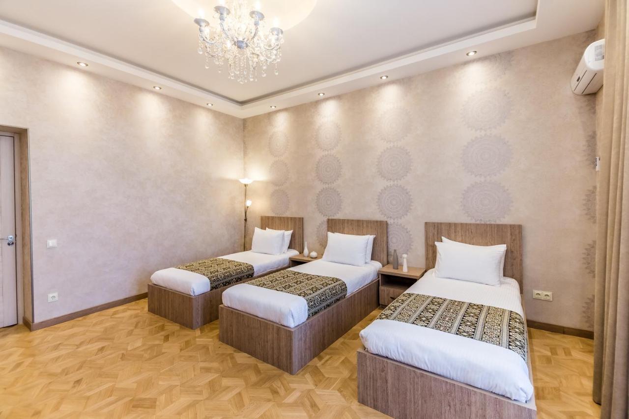 Dat Exx Apartments On Marjanishvili Tbilisi ภายนอก รูปภาพ