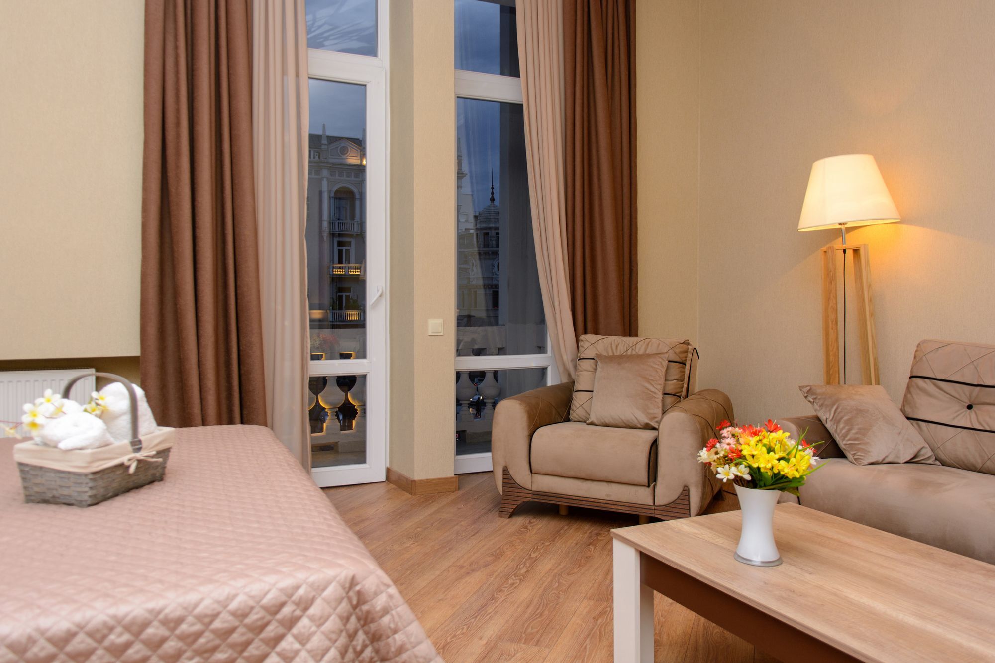 Dat Exx Apartments On Marjanishvili Tbilisi ภายนอก รูปภาพ